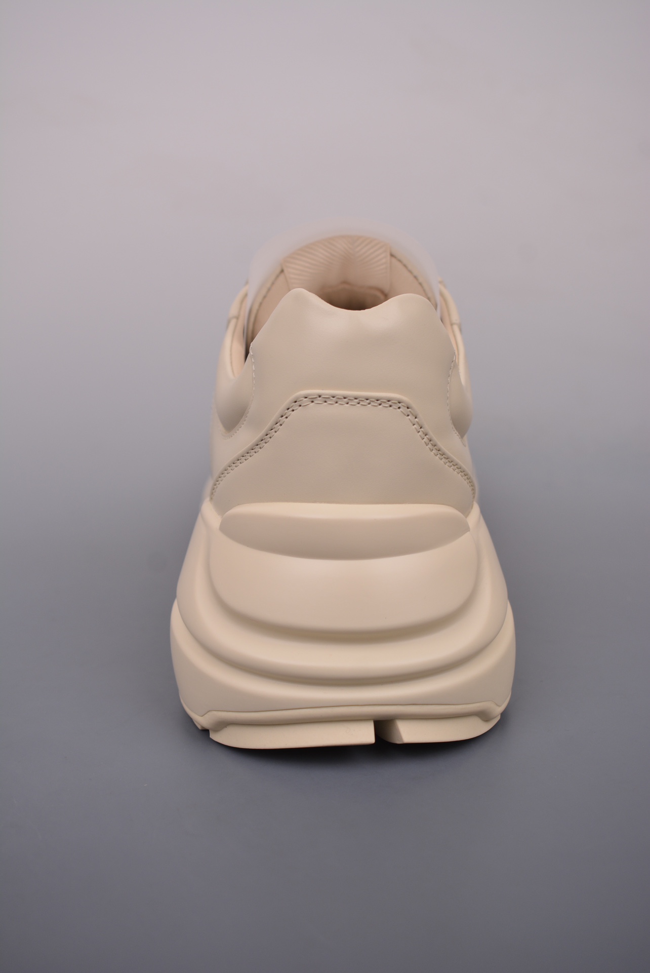 Gucci Leather Ivory Light Pink Double G Hollow