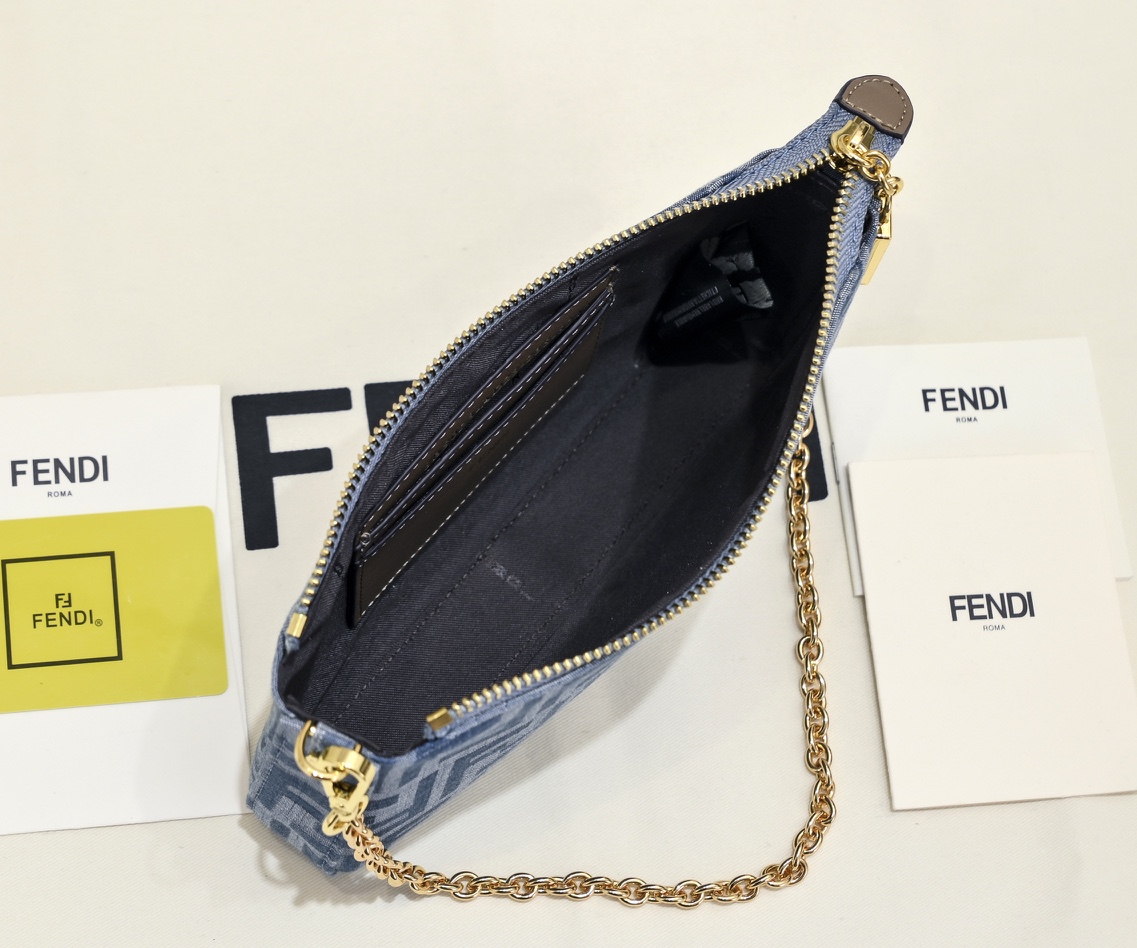 FENDI Baguette Denim Clutch 7717