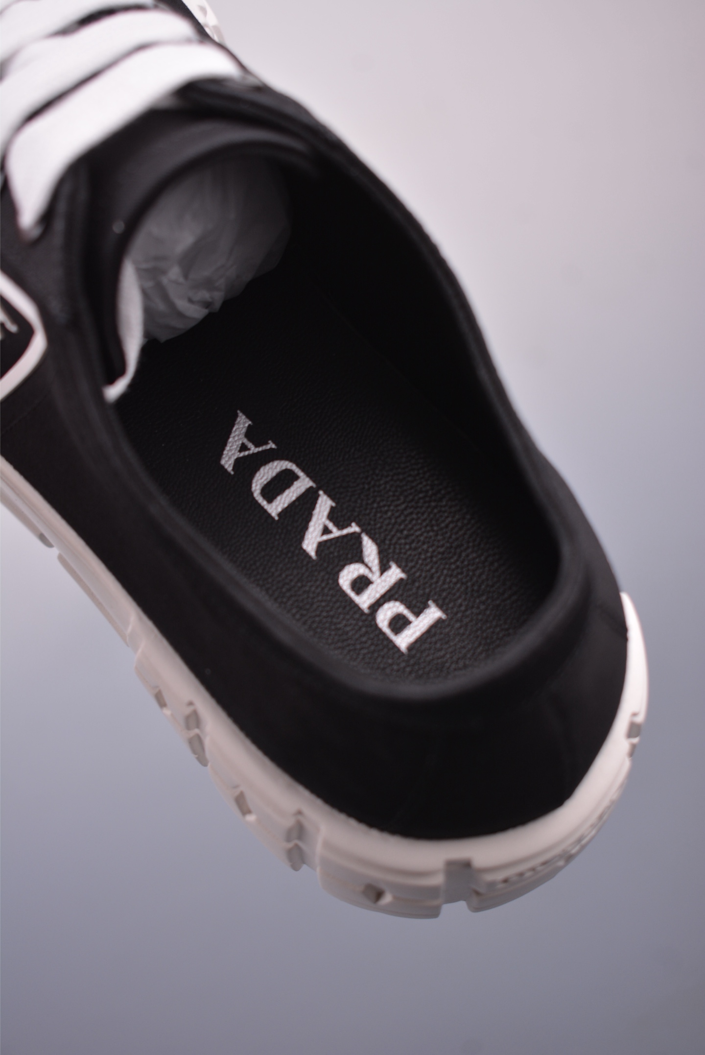 Prada Nylon Gabardine Low Sneakers Canvas Black and White SPAZZOL