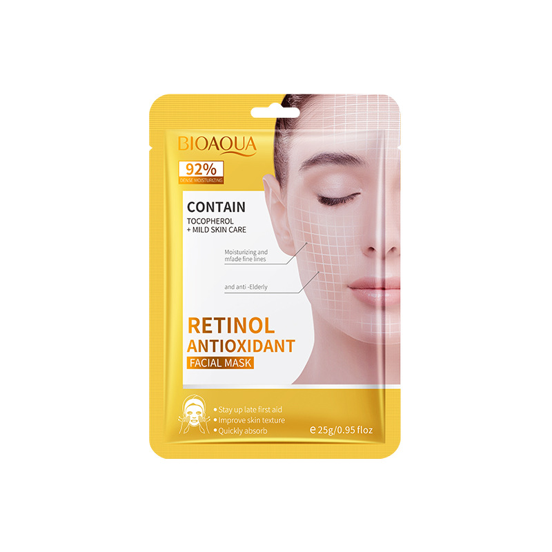 Hyaluronic acid moisturizes collagen and contains vitamin E to keep the skin vibrant and healthy