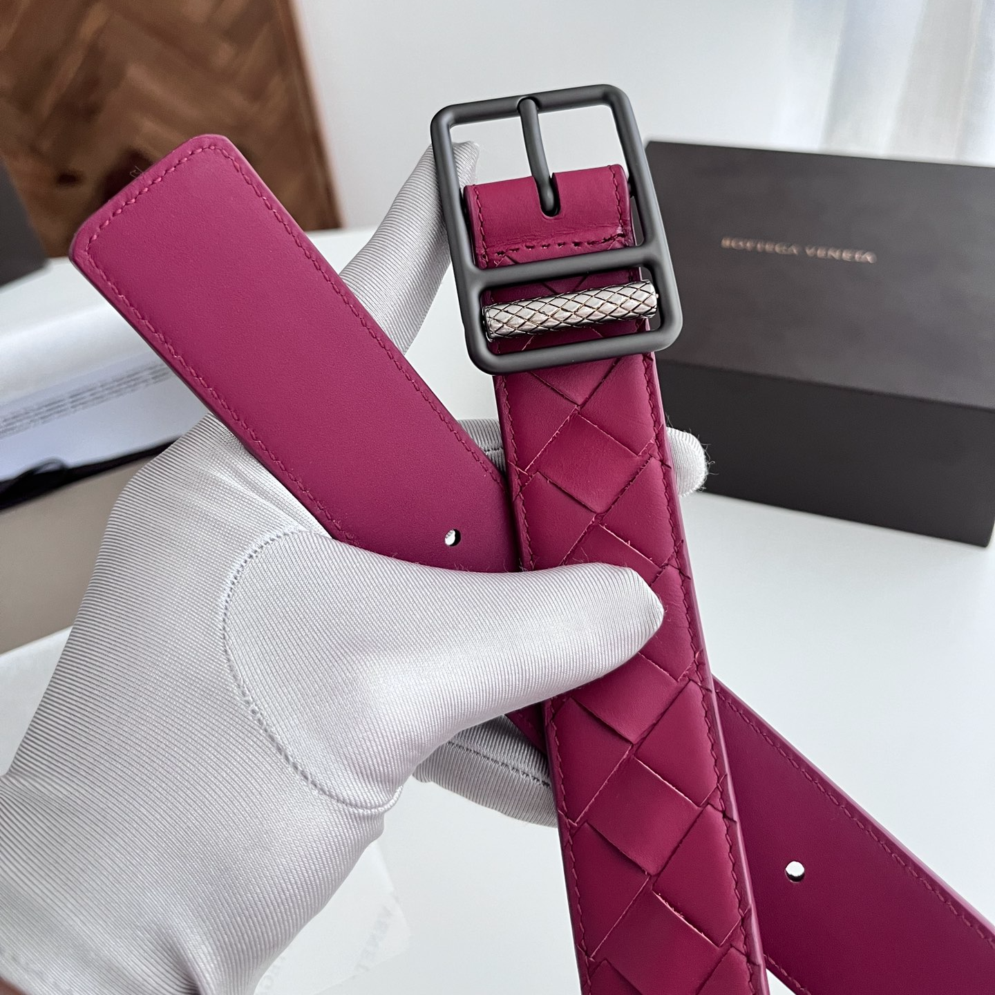 Bottega Veneta woven leather belt with rotating pin buckle, 3.5cm wide