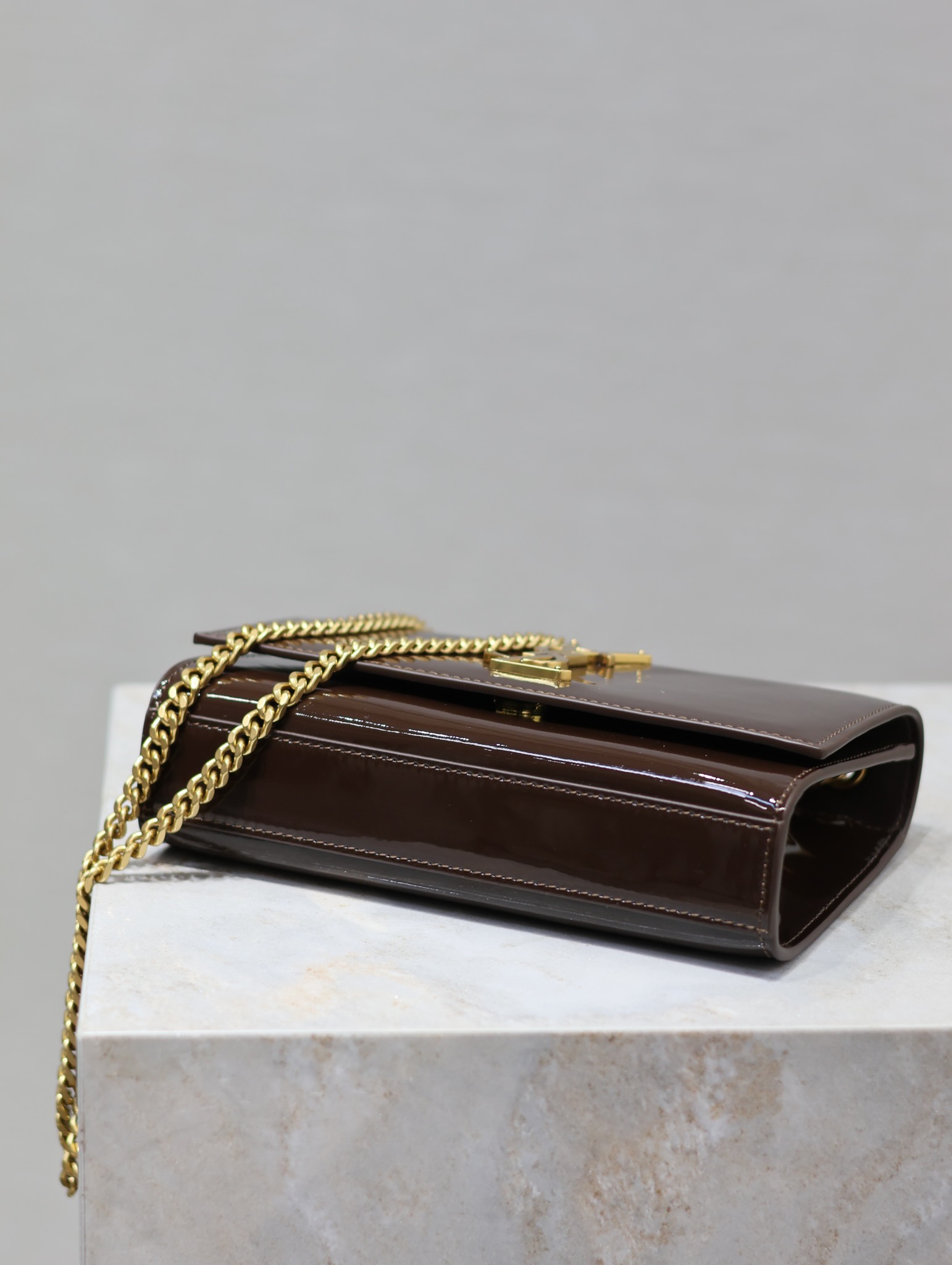 Yves Saint Laurent KATE chain bag 469390