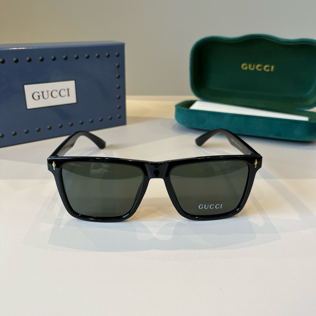 Gucci Square Frame Sunglasses