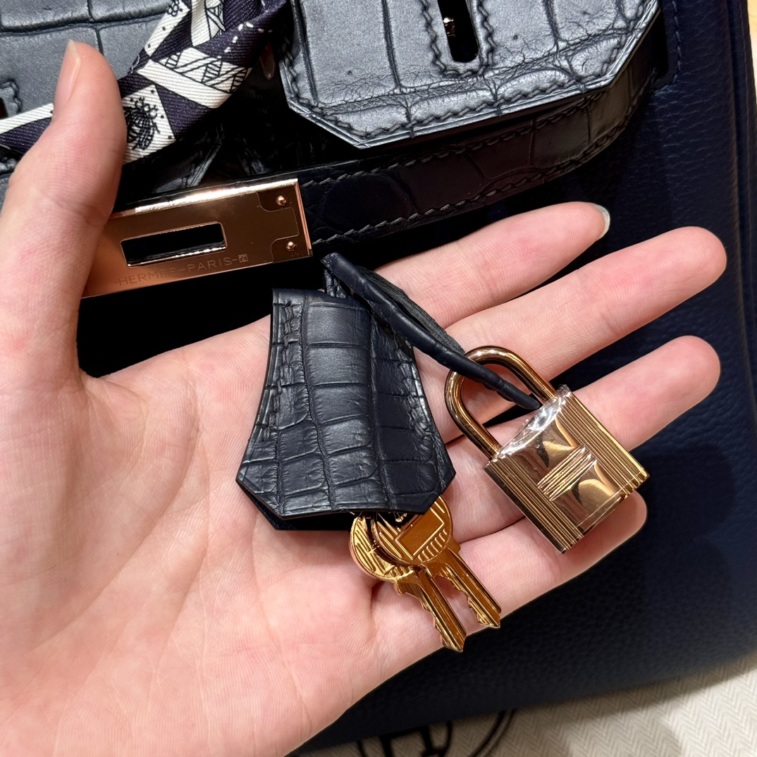 Hermès Birkin Touch 73Blue saphir (Handmade to order)