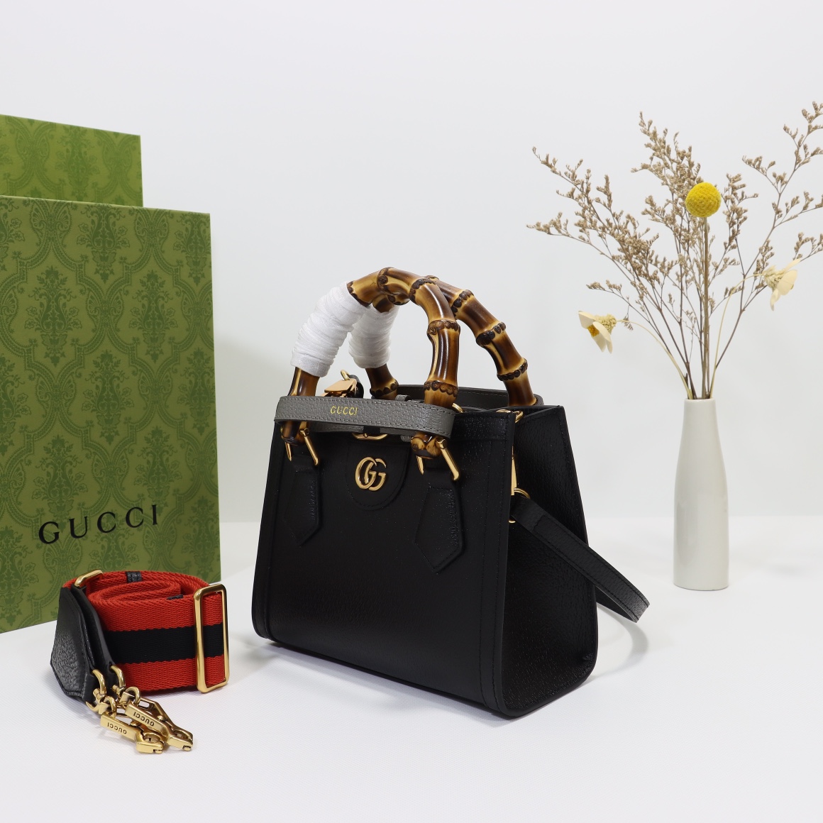 Gucci Diana series bamboo small tote bag 702732 U3ZDT 1073