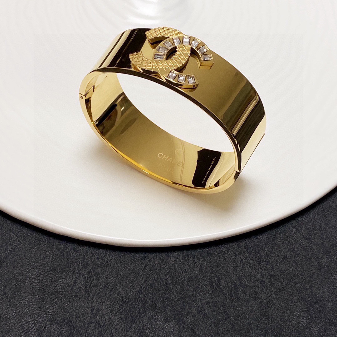 Chanel wide micro diamond bracelet
