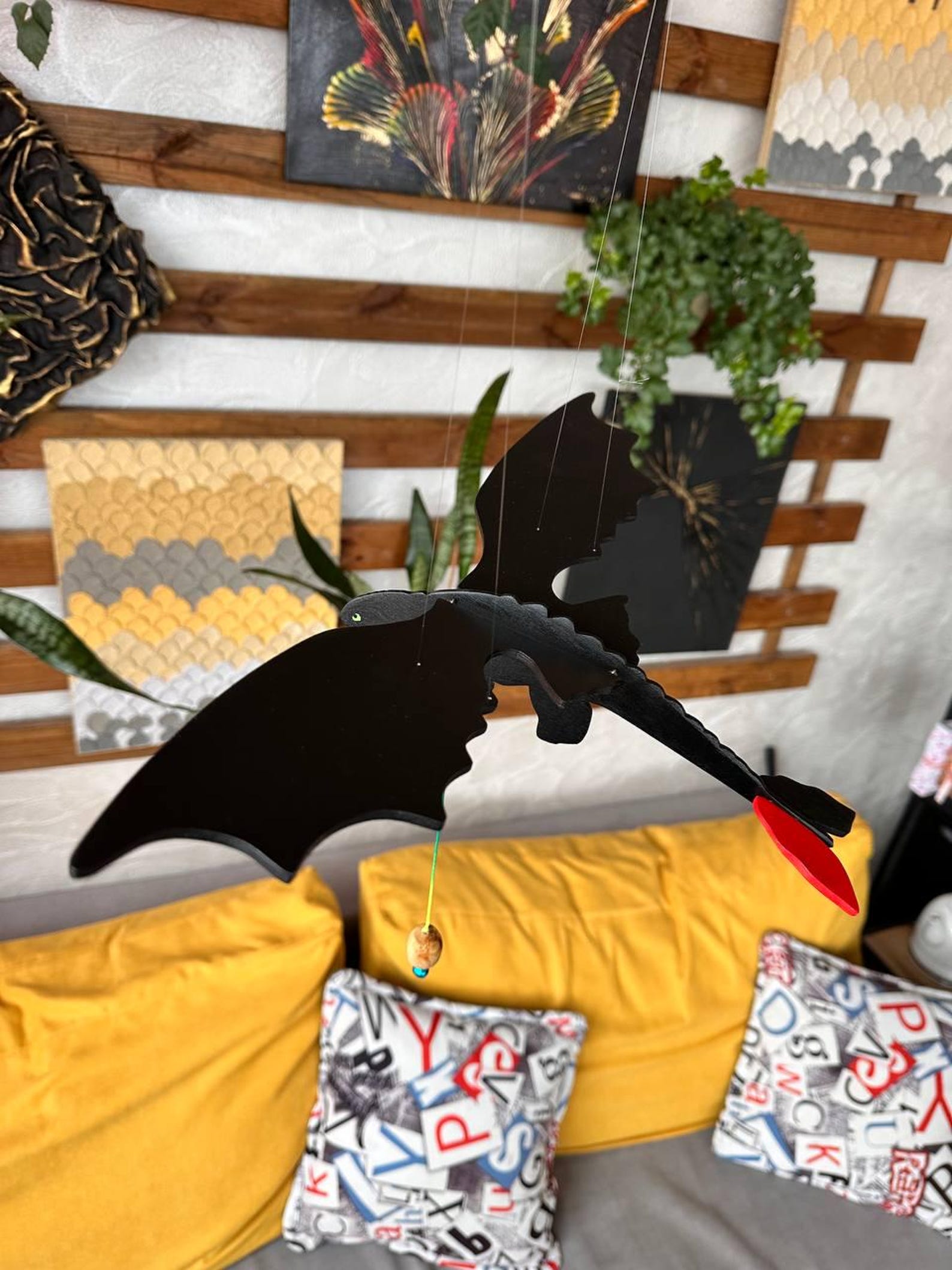 🔥FLASH SALE - 60% OFF🔥Flying Dragon Duo — Black & White Hanging Fantasy Mobile