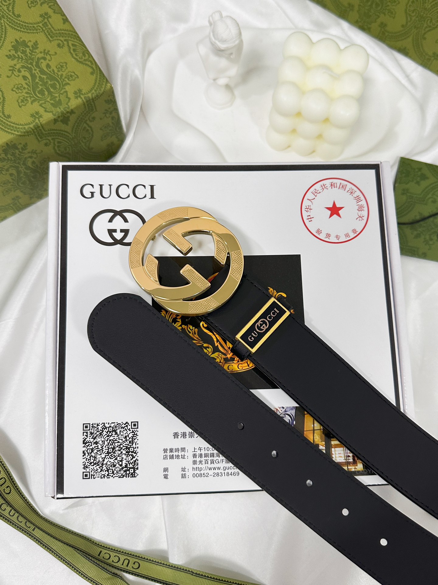 Gucci carved steel buckle leather belt width 3.8cm
