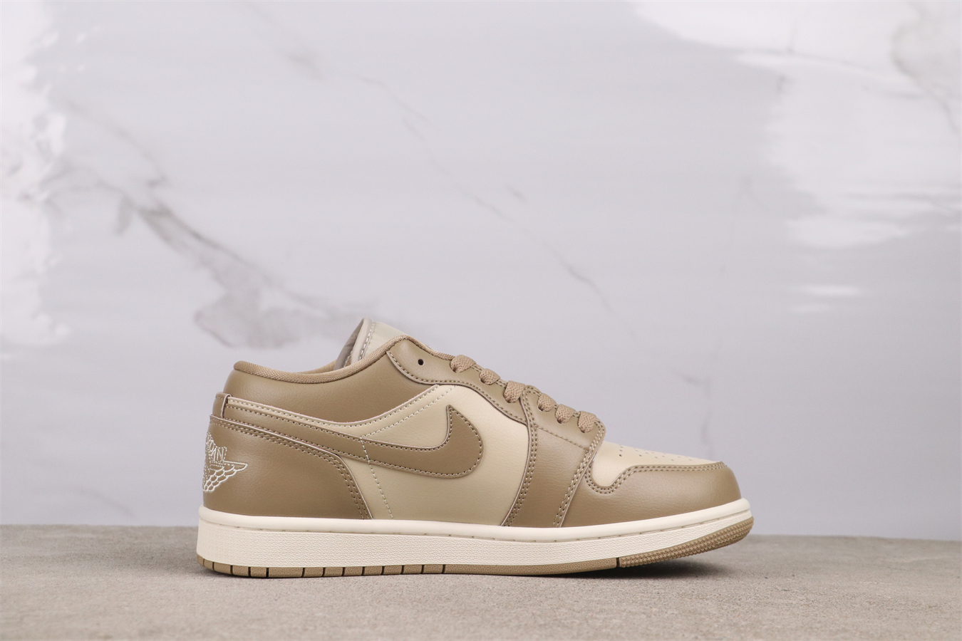 Air Jordan 1 Low'Rattan' DC0774-203