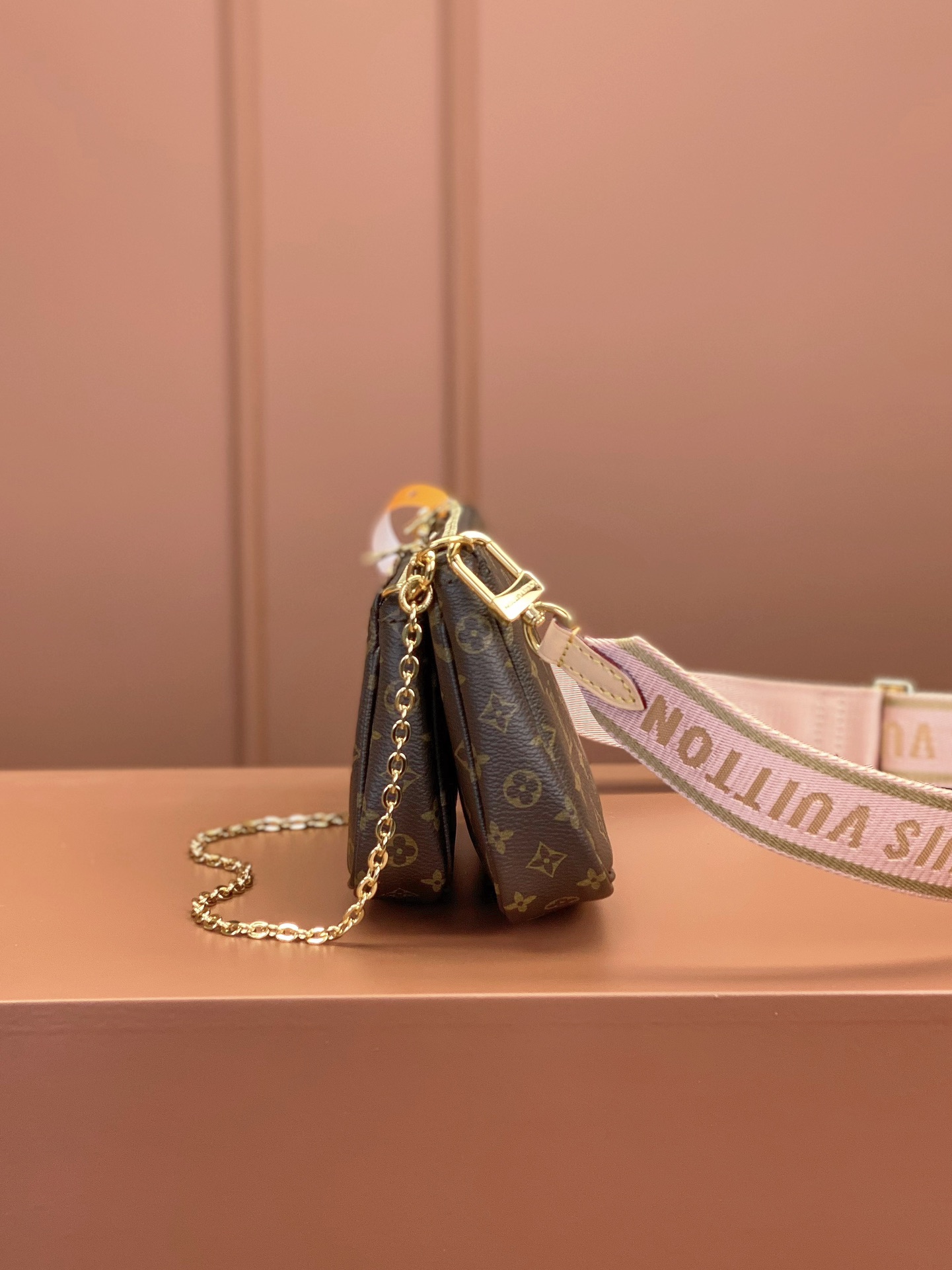 Louis Vuitton MULTI POCHETTE ACCESSORIES Handbag M44840
