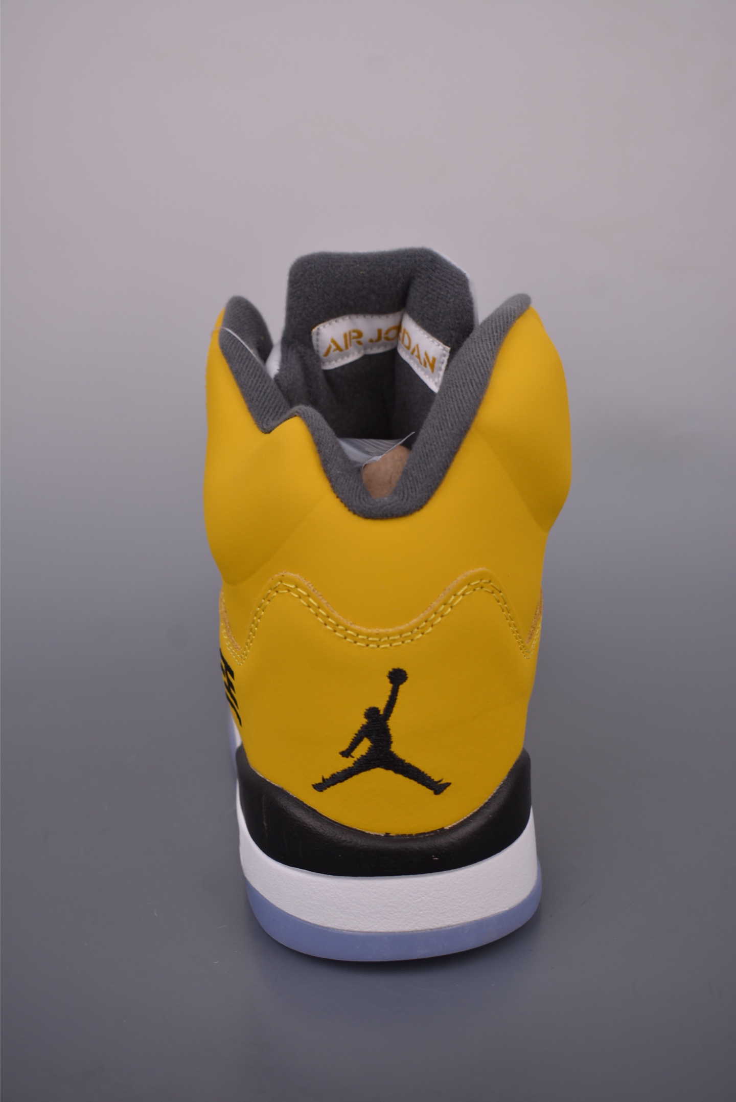 Air Jordan 5 