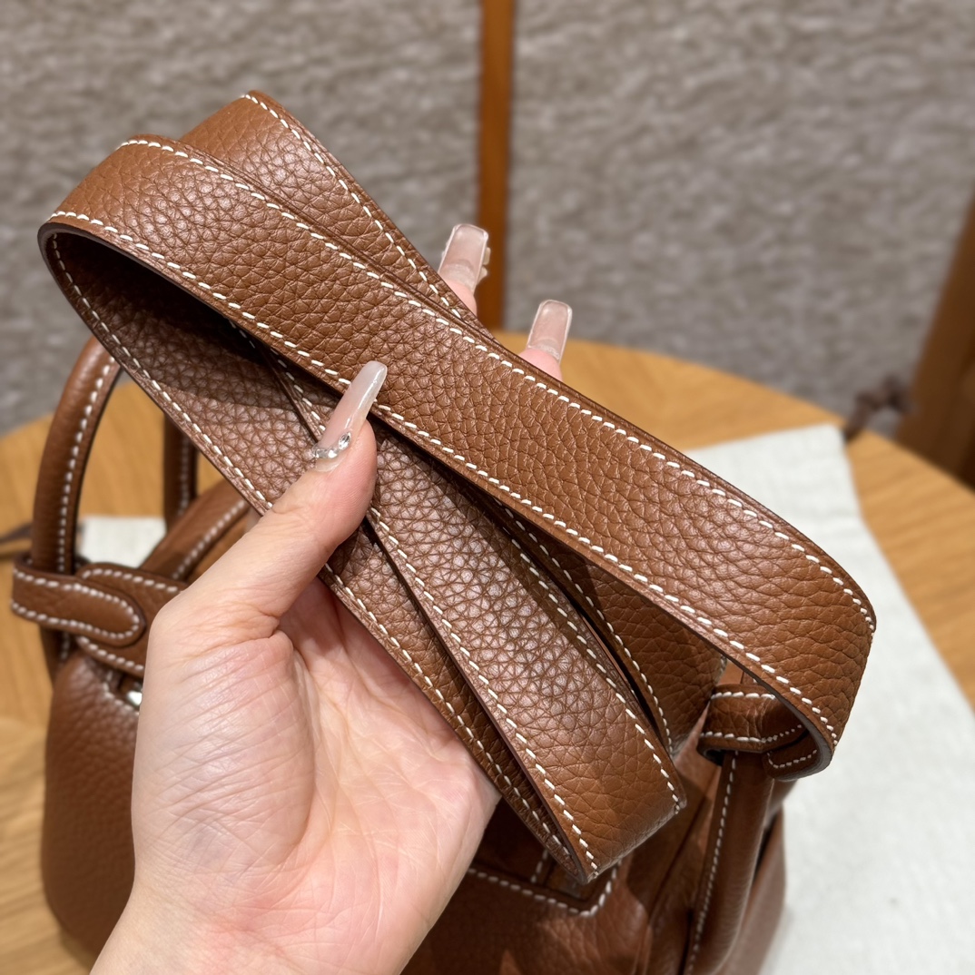 Hermès Lindy 37gold handbag (handmade to order)