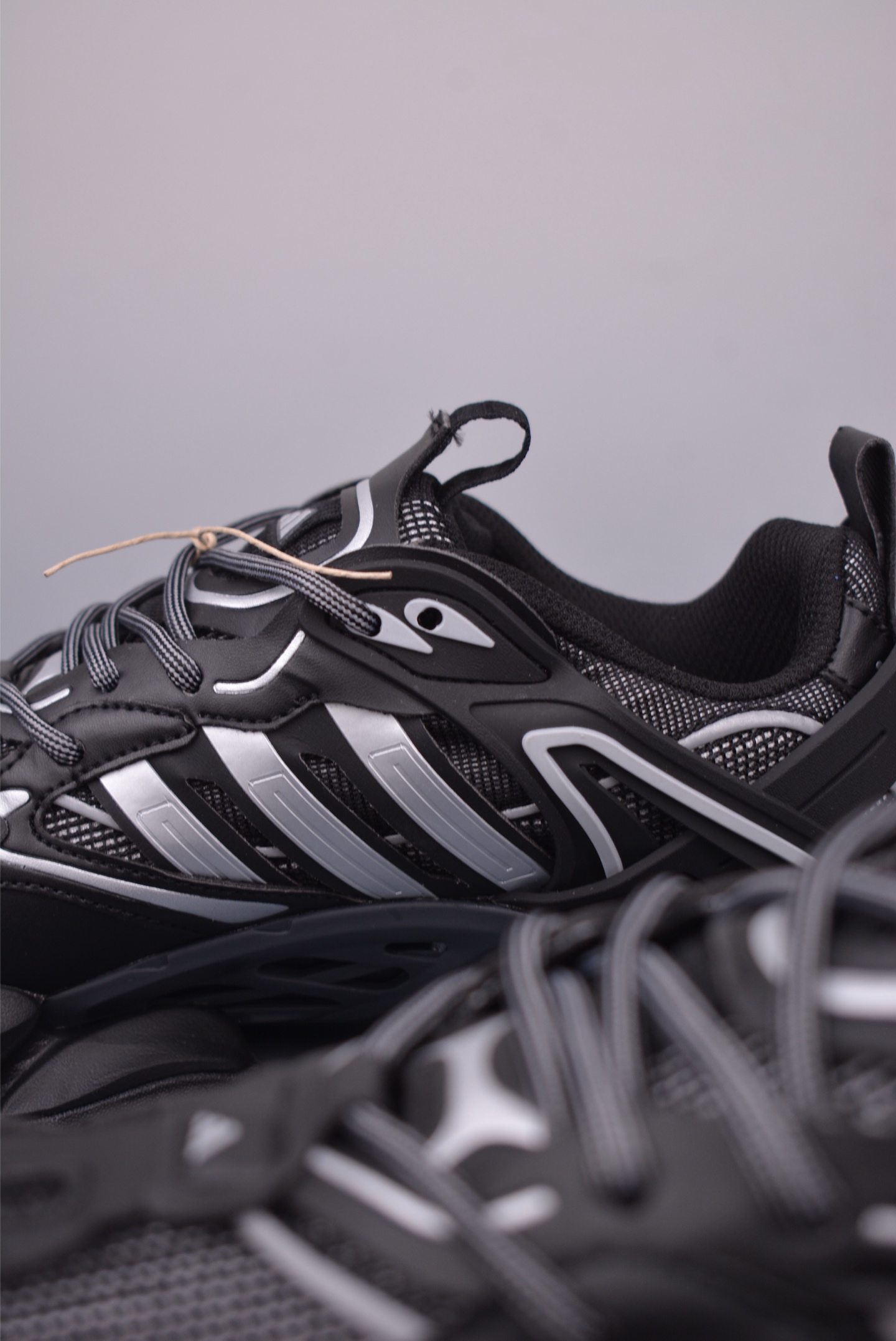 Adidas XLG Runner Deluxe Daddy Shoes Black Silver White JR9173