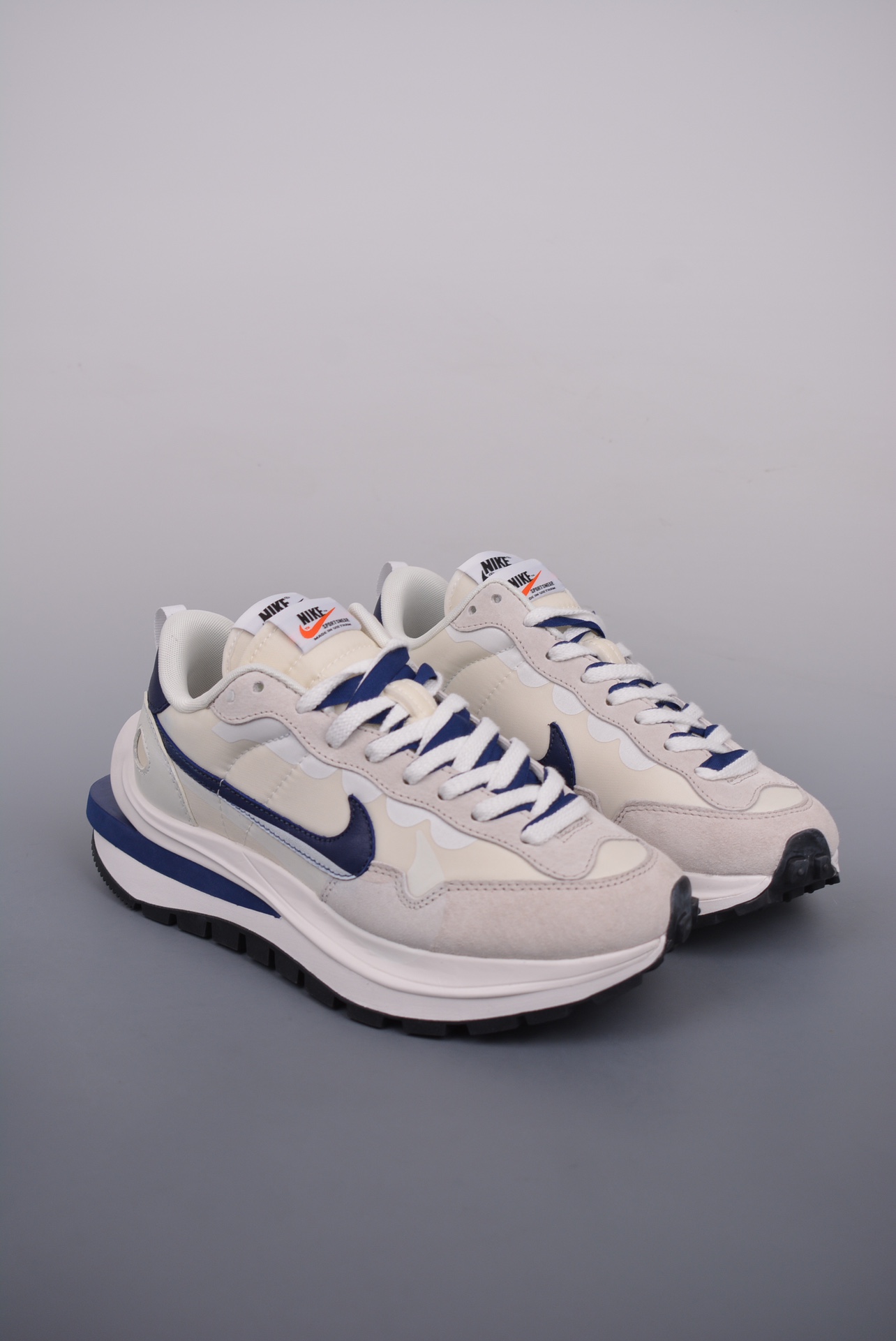 Sacai x Nike VaporWaffle 3.0 Beige White Navy DD1875-109