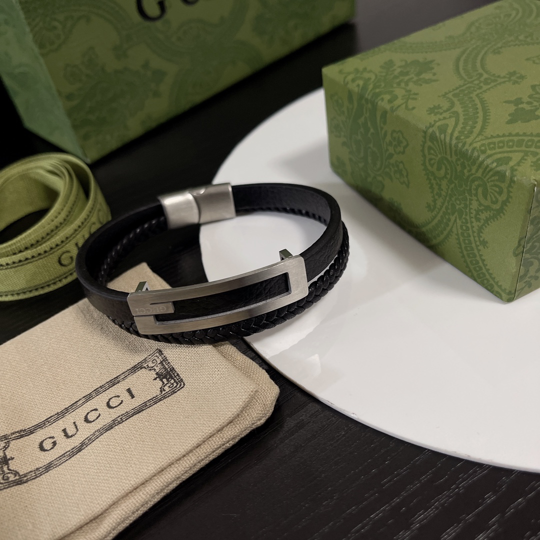 Gucci leather braided bracelet