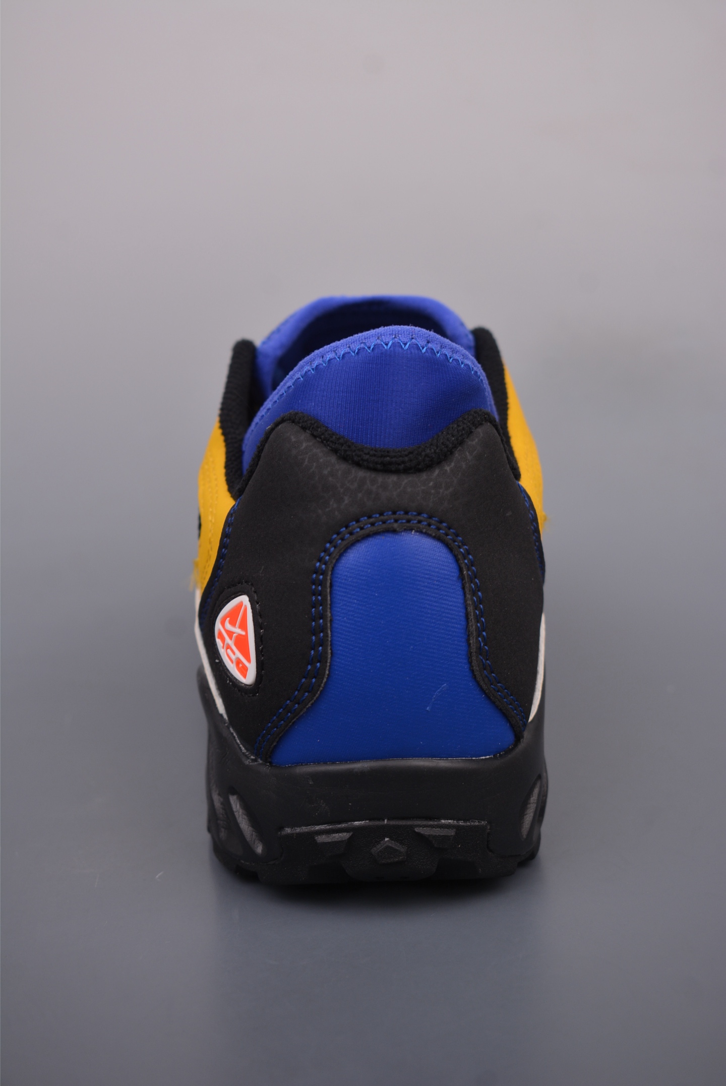 Nike ACG Air Exploraid Yellow Blue Black  FJ1920-400