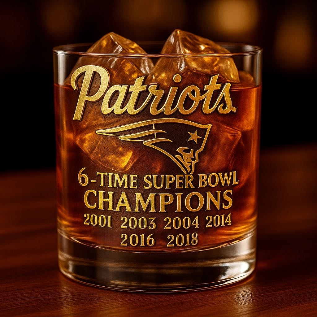 New England Patriots 6-Time Super Bowl Champion Commemorative Glass
