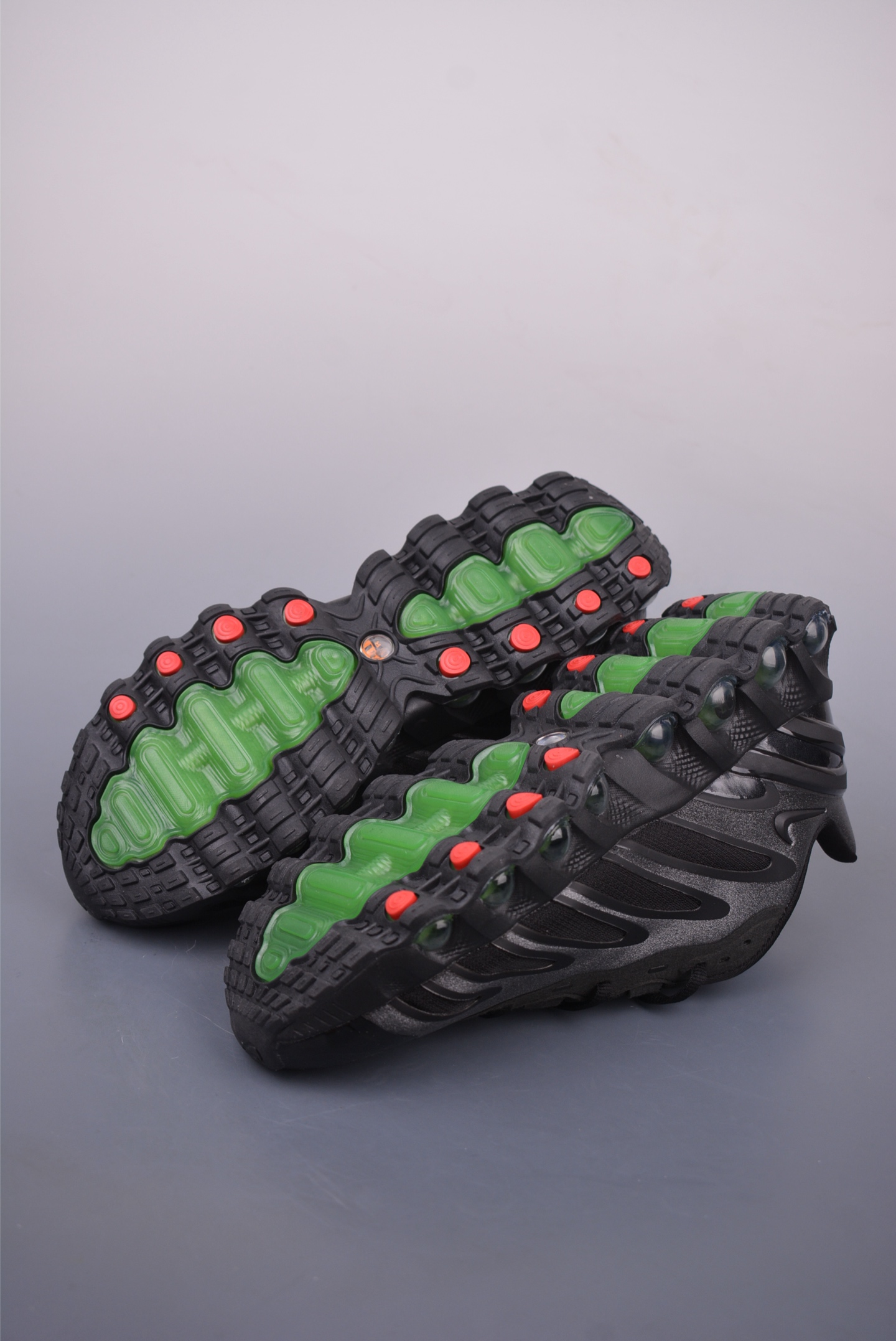 Nike Air Max DN8 running shoes Black Grey Metallic HF5509-002
