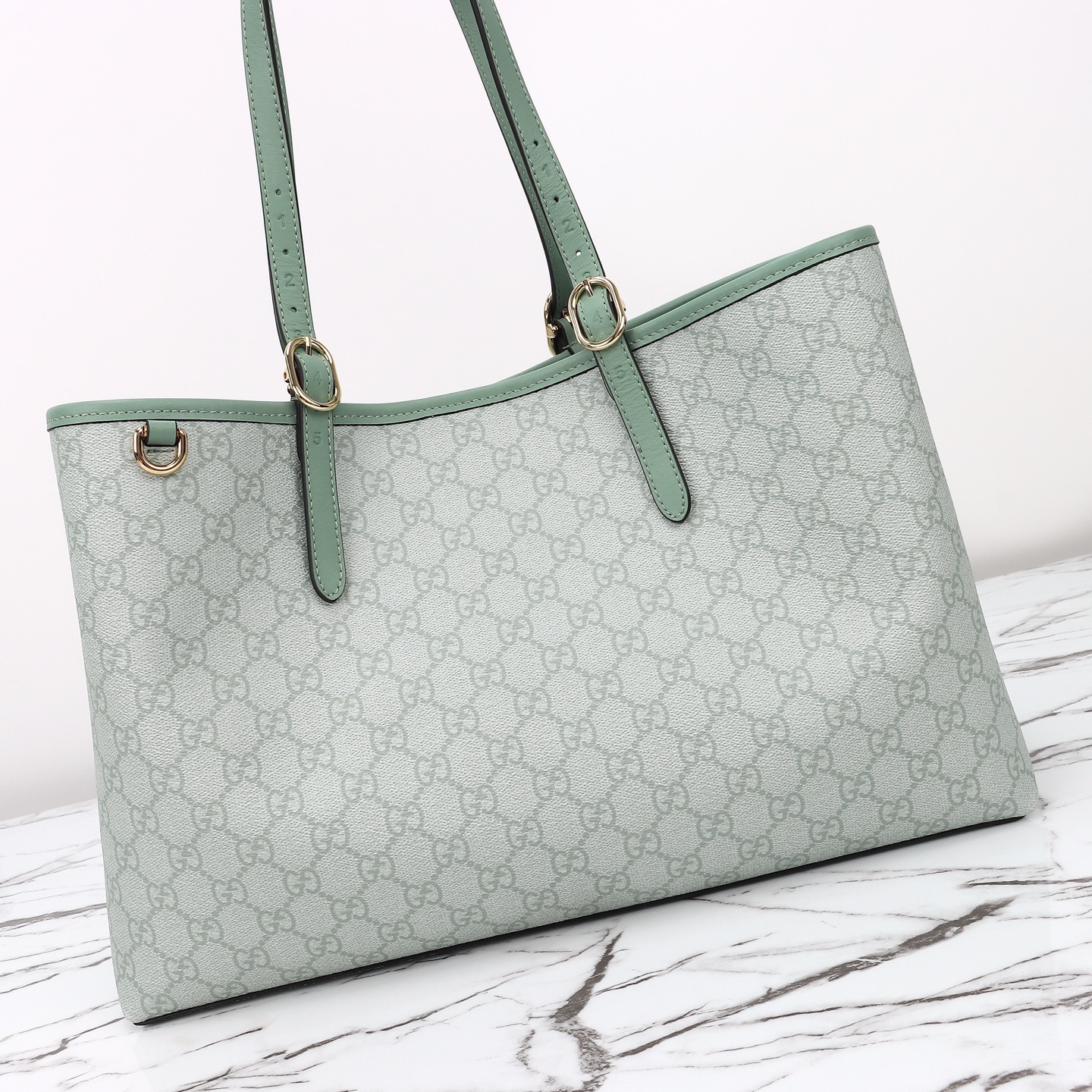 Gucci GG Emblem large tote bag ‎815213 FAD6L 8458