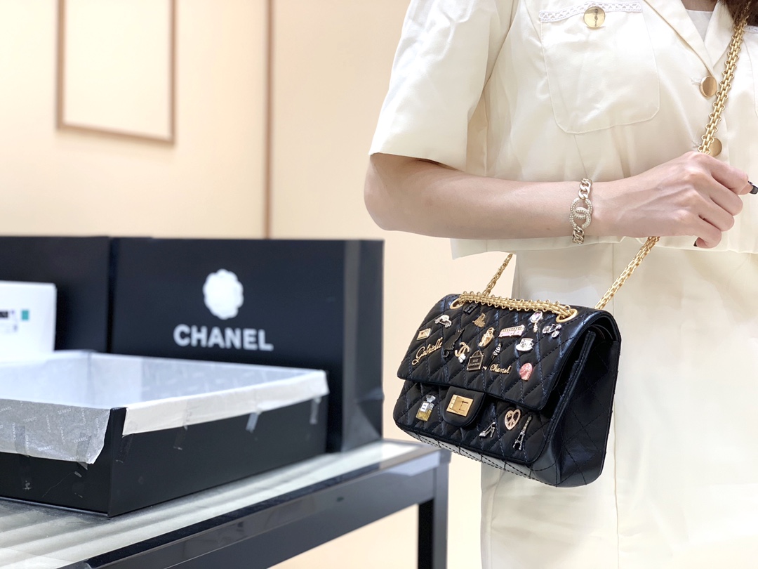 Chanel 2.55 reissue badge commemorative edition handbag