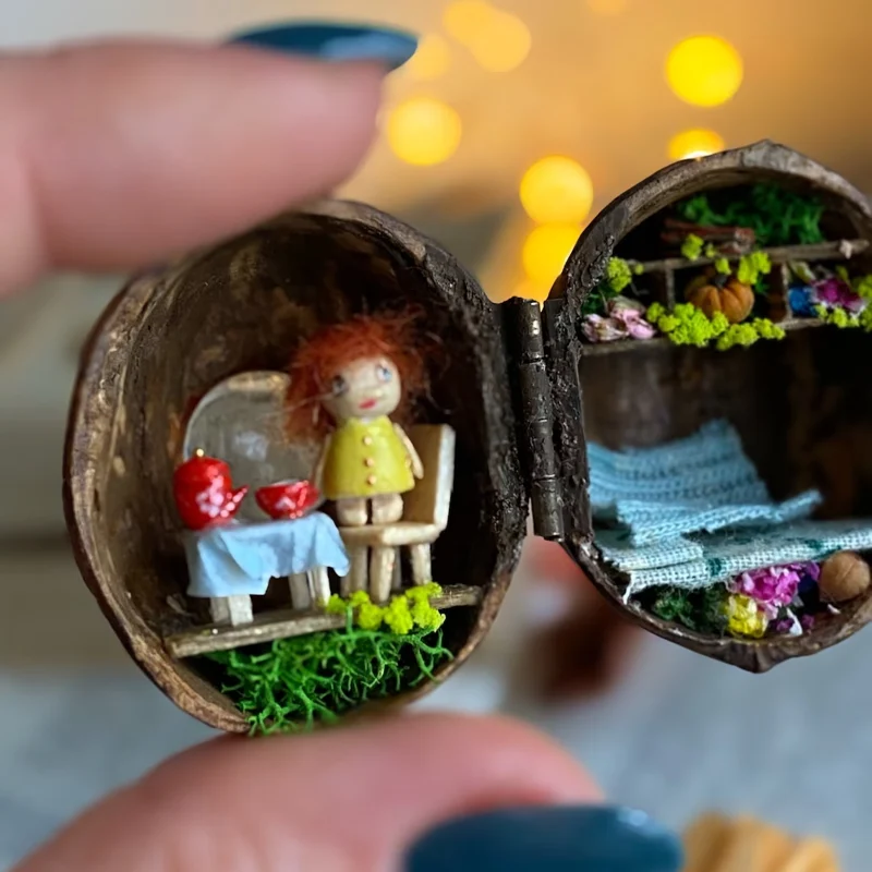 Last Day Special Sale - 75% OFF🏠Handmade Walnut Shell Doll House--mini library, tiny World inside walnuts