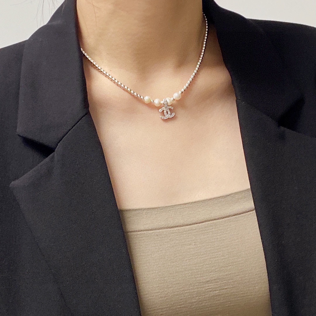 Chanel double c diamond pearl necklace