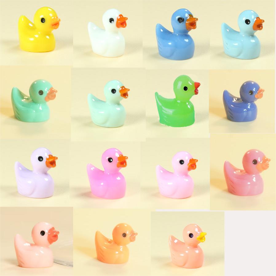 Challenge Hiding 100 Mini Ducks🦆